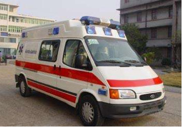 赤壁市救护车租赁